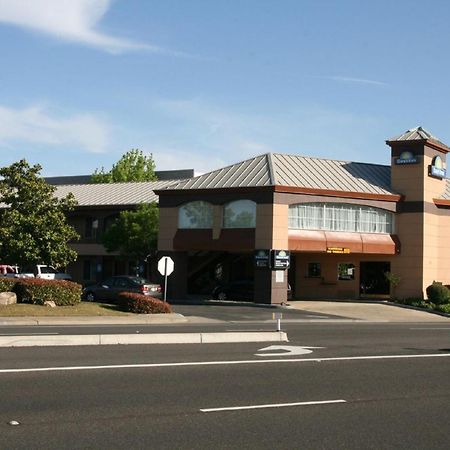 Days Inn By Wyndham Rocklin/Sacramento Exterior foto